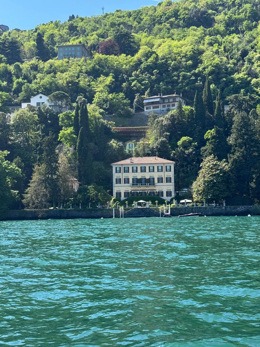 Villa Fontanelle v Moltrasio, nekogda Dzhanni Versache