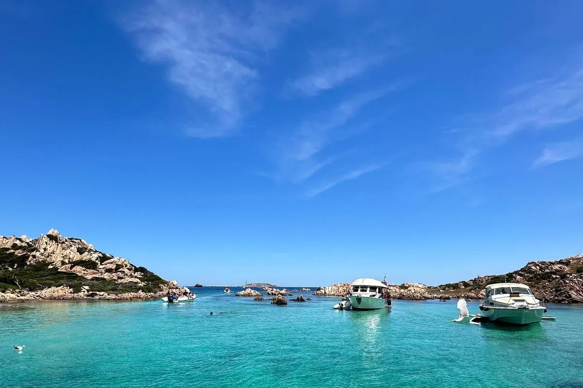 La mer entre Tavolara et San Teodoro pendant le tour