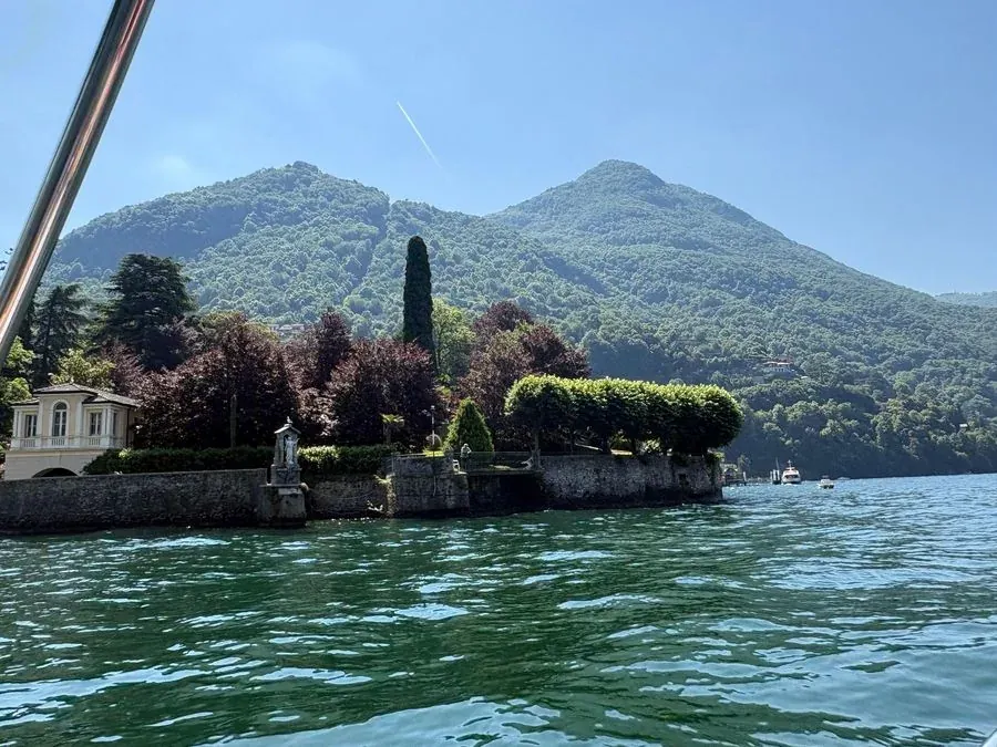 Tour privé · 1 heure — tour en bateau lac de Côme